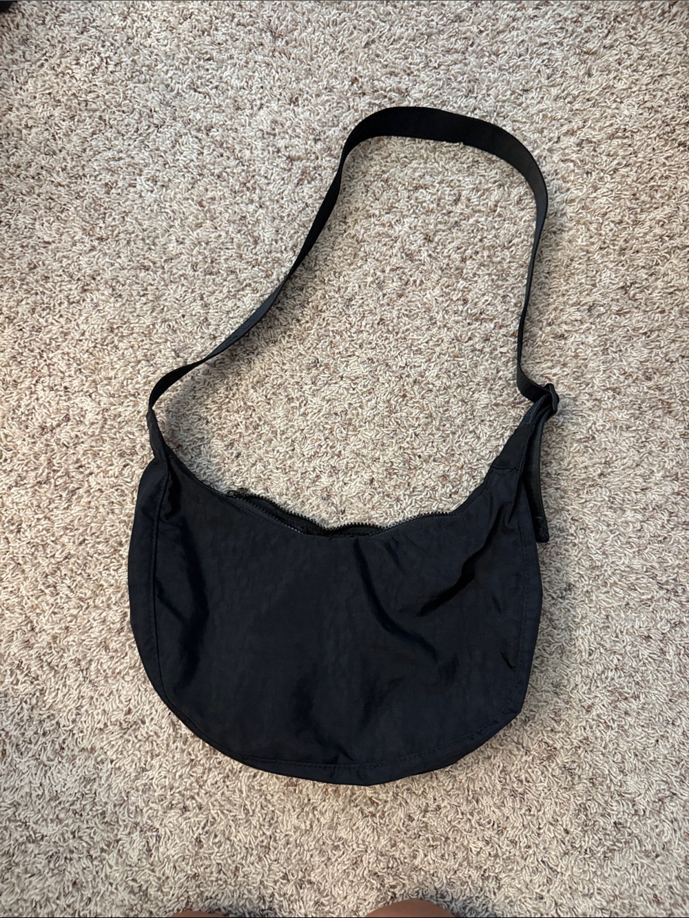 BAGGU Black Crescent Shoulder Bag
